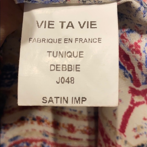 VIE TA VIE SATEEN LIKE POLYESTER TOP - Picture 5 of 6